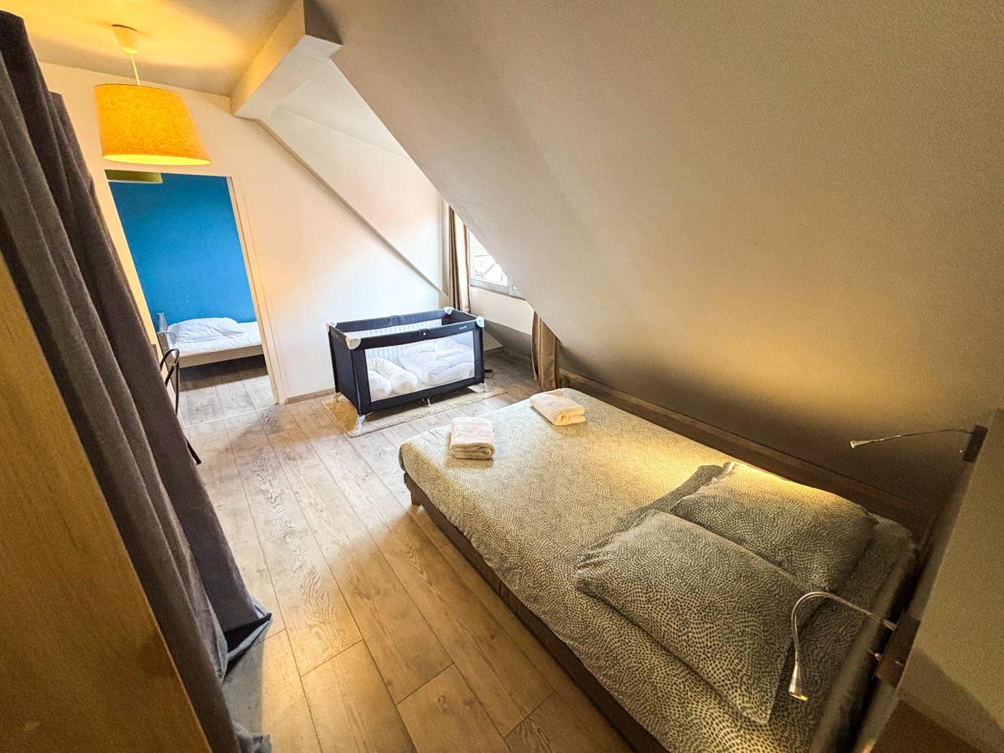 Le Pavillon Des Remparts - Commerces A Proximite - Centre-Ville - Appartement Cosy Оберне Экстерьер фото